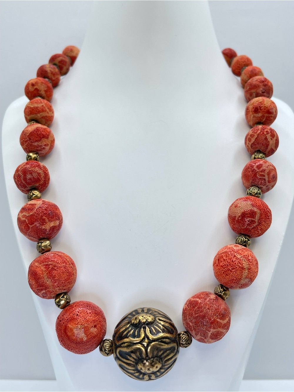 Vintage Chunky Orange Ceramic Beaded Necklace Gold Tone Statement Boho